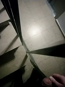 Snapshot of lobito1997 chatting on January 27, 2025, 11:43 pm lobito1997 online show from January 27, 2025, 11:43 pm