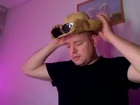 Snapshot of lobito1997 chatting on March 17, 2025, 10:29 pm lobito1997 online show from March 17, 2025, 10:29 pm