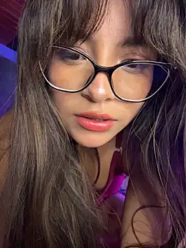 Lily candy X online show from February 20, 2026, 4:42 am