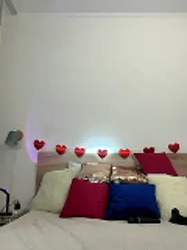 Snapshot of KateRedgar chatting on February 15, 2026, 1:54 pm KateRedgar online show from February 15, 2026, 1:54 pm