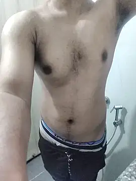 hottboy 39 online show from March 13, 2026, 2:16 am