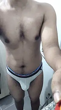 hottboy 39 online show from May 19, 2026, 11:12 pm