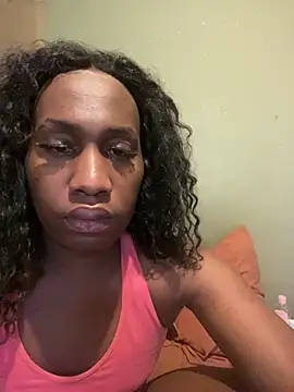 Snapshot of Moorella1 chatting on March 13, 2026, 7:35 am Moorella1 online show from March 13, 2026, 7:35 am