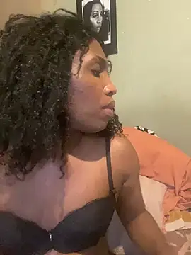 Snapshot of Moorella1 chatting on March 19, 2026, 11:32 am Moorella1 online show from March 19, 2026, 11:32 am