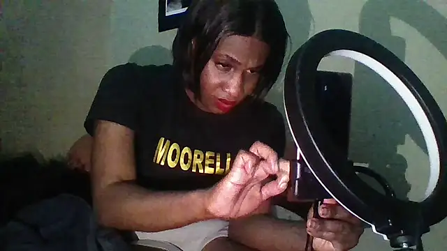 Moorella1 online show from September 24, 2025, 11:21 pm