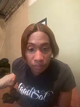 Snapshot of Moorella1 chatting on October 24, 2025, 8:13 am Moorella1 online show from October 24, 2025, 8:13 am