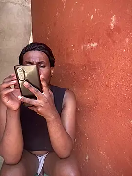 Snapshot of Moorella1 chatting on February 12, 2026, 11:10 am Moorella1 online show from February 12, 2026, 11:10 am