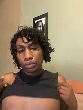 Snapshot of Moorella1 chatting on February 11, 2026, 10:26 am Moorella1 online show from February 11, 2026, 10:26 am