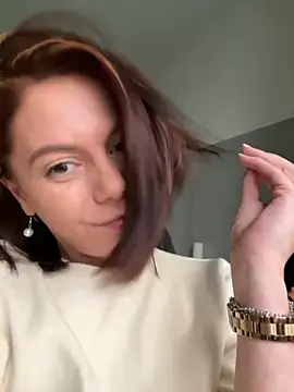tanyagrey online show from February 5, 2025, 8:54 am