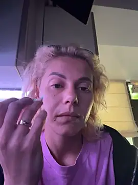 tanyagrey online show from May 7, 2026, 5:44 am