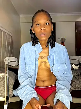 monic421 online show from November 12, 2025, 6:45 pm