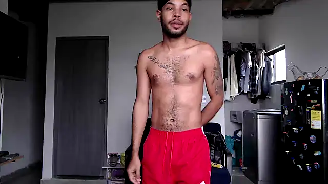 Snapshot of colinbrown chatting on May 16, 2026, 12:37 pm colinbrown online show from May 16, 2026, 12:37 pm