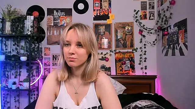 AliciaParkerf online show from March 13, 2025, 8:22 pm