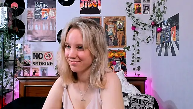 AliciaParkerf online show from February 28, 2025, 9:12 pm