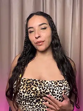 Snapshot of ThaliaRivera_ chatting on October 10, 2025, 1:17 am ThaliaRivera online show from October 10, 2025, 1:17 am