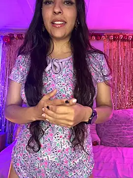 Snapshot of ThaliaRivera_ chatting on December 19, 2024, 6:01 am ThaliaRivera online show from December 19, 2024, 6:01 am