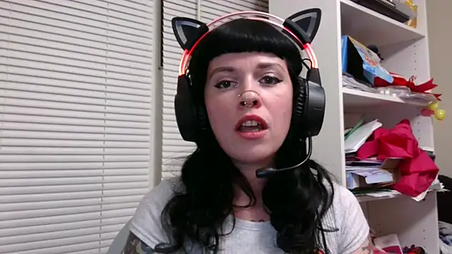 Marcelinegoddess online show from February 2, 2025, 6:04 am