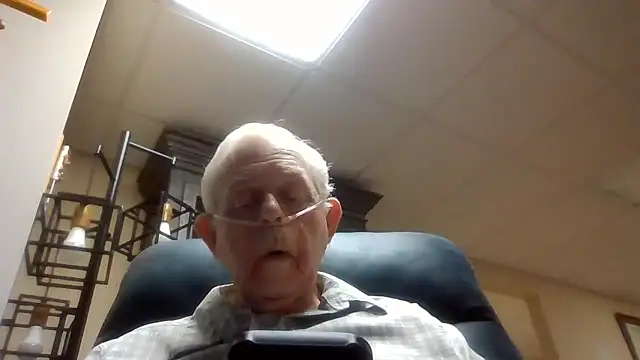 Snapshot of bootlegmanz chatting on June 13, 2026, 4:27 pm bootlegmanz online show from June 13, 2026, 4:27 pm