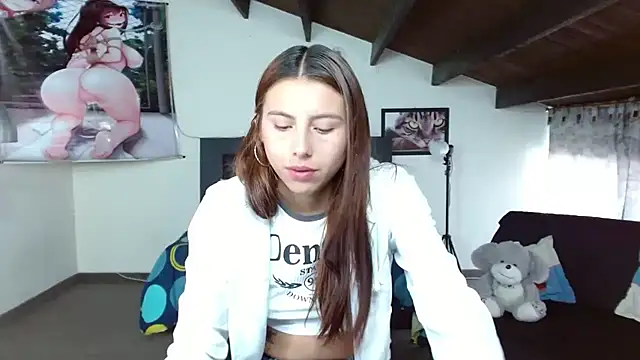 Kloe Deker online show from February 26, 2025, 1:32 pm