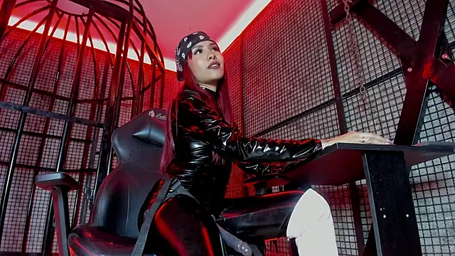 Snapshot of NAILAHARD chatting on October 21, 2025, 1:43 pm NAILAHARD online show from October 21, 2025, 1:43 pm