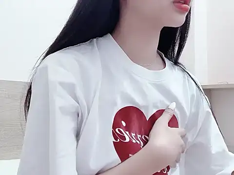 Snapshot of Virgo_686 chatting on November 11, 2025, 8:31 am Virgo 686 online show from November 11, 2025, 8:31 am