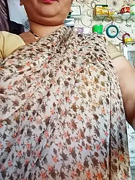 HOT RANII online show from February 7, 2026, 10:12 am