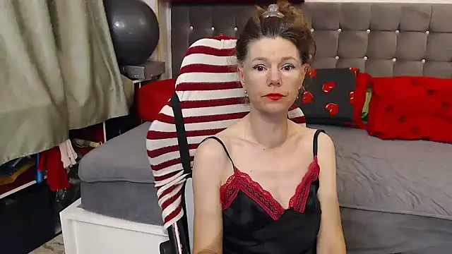 Snapshot of kellyterapy chatting on June 12, 2026, 3:15 am kellyterapy online show from June 12, 2026, 3:15 am