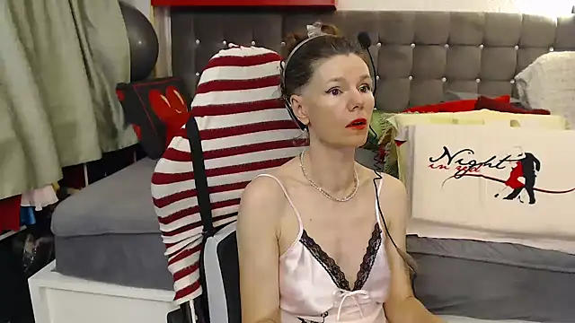 Snapshot of kellyterapy chatting on June 5, 2026, 10:37 pm kellyterapy online show from June 5, 2026, 10:37 pm