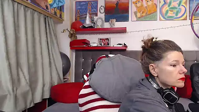 kellyterapy online show from February 8, 2026, 5:54 pm