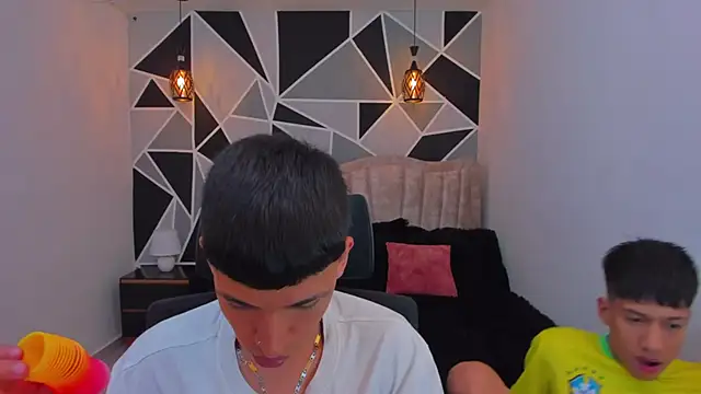 Juan Nd Steven online show from November 7, 2025, 4:28 am