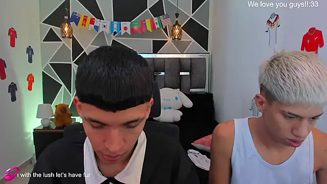 Snapshot of Juan_Nd_Steven chatting on June 24, 2026, 8:50 pm Juan Nd Steven online show from June 24, 2026, 8:50 pm