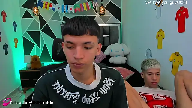 Snapshot of Juan_Nd_Steven chatting on July 4, 2026, 11:16 am Juan Nd Steven online show from July 4, 2026, 11:16 am