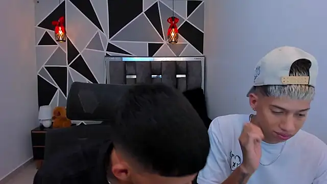 Juan Nd Steven online show from May 8, 2026, 11:19 pm