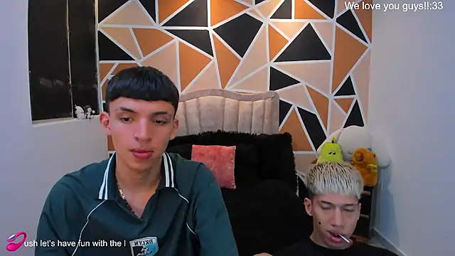 Snapshot of Juan_Nd_Steven chatting on July 17, 2026, 3:48 am Juan Nd Steven online show from July 17, 2026, 3:48 am