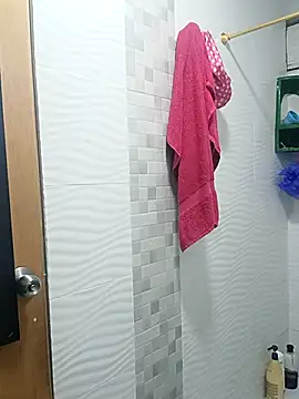  Angelinaandrade  online show from October 24, 2025, 1:15 am