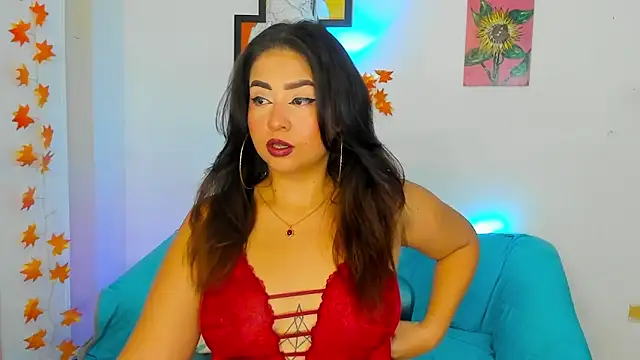 Snapshot of LiahDiaz chatting on February 7, 2025, 12:20 am LiahDiaz online show from February 7, 2025, 12:20 am