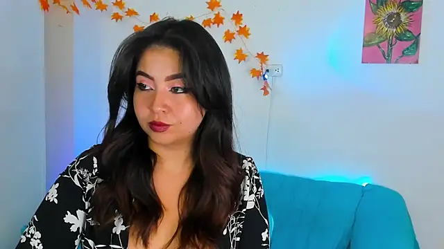 Snapshot of LiahDiaz chatting on December 20, 2024, 8:45 pm LiahDiaz online show from December 20, 2024, 8:45 pm