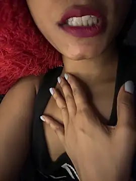 Hot Goldengirl online show from September 29, 2025, 9:31 pm