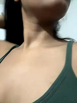 Hot Goldengirl online show from October 3, 2025, 12:39 pm