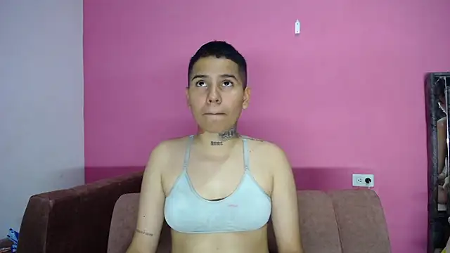 cami hots online show from September 25, 2025, 2:28 am