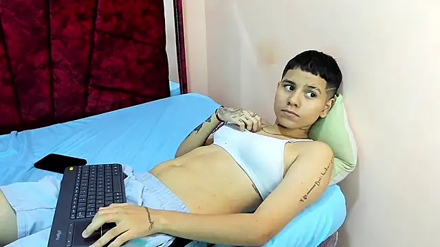 cami hots online show from February 13, 2025, 9:41 am