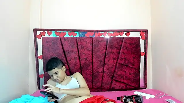 cami hots online show from March 22, 2025, 11:00 am