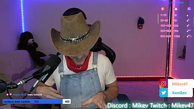 Mikev online show from September 29, 2025, 6:02 pm