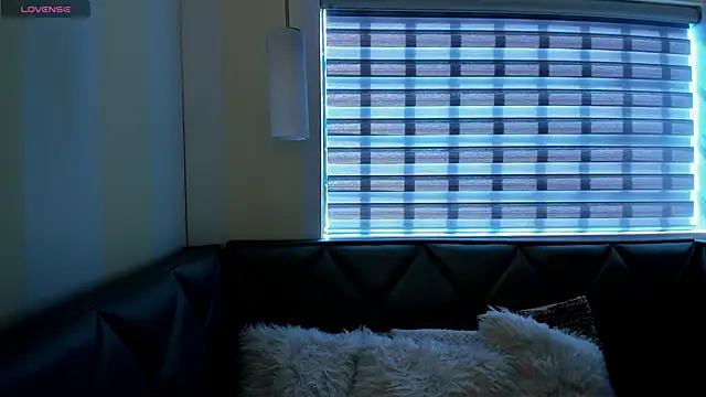 Snapshot of _Antonnela_ chatting on June 16, 2026, 7:58 pm Antonnela online show from June 16, 2026, 7:58 pm