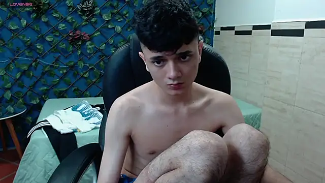 Waturox online show from February 22, 2025, 10:09 pm