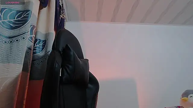 Snapshot of sweet_cutetras22 chatting on July 28, 2026, 3:21 pm sweet cutetras22 online show from July 28, 2026, 3:21 pm