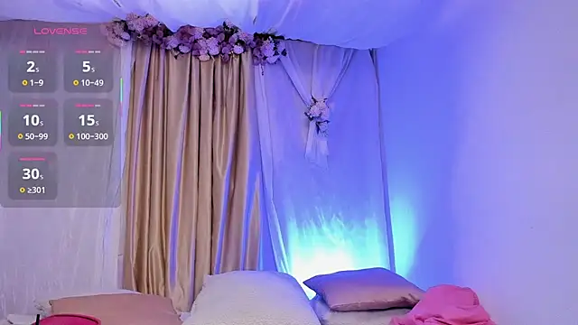 Snapshot of salomee_star_ chatting on October 18, 2025, 8:22 pm salomee star online show from October 18, 2025, 8:22 pm