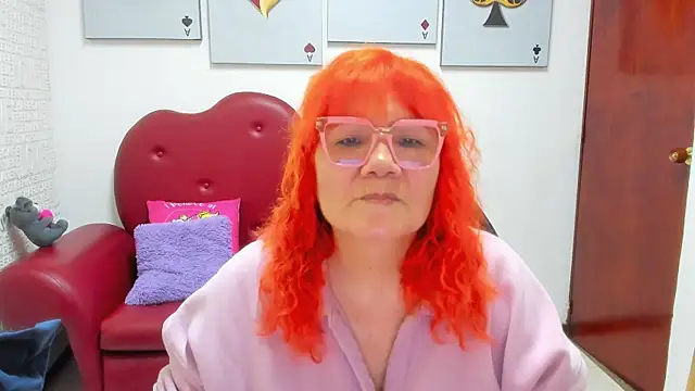 Salomeediaz  online show from April 28, 2026, 9:08 pm