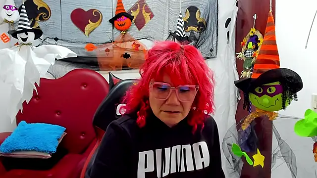 Snapshot of Salomeediaz_ chatting on October 11, 2025, 9:05 pm Salomeediaz online show from October 11, 2025, 9:05 pm