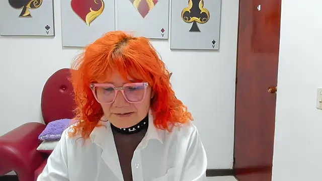 Salomeediaz  online show from April 23, 2026, 9:38 pm